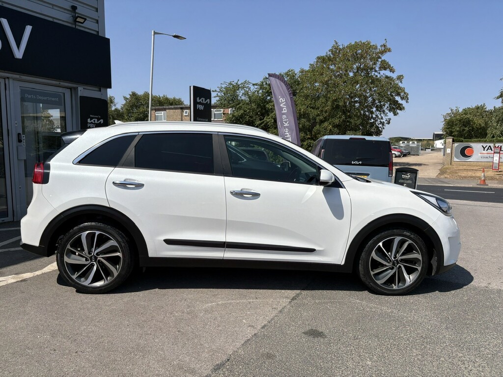 Kia Niro 1.6 Gdi 3 White #6