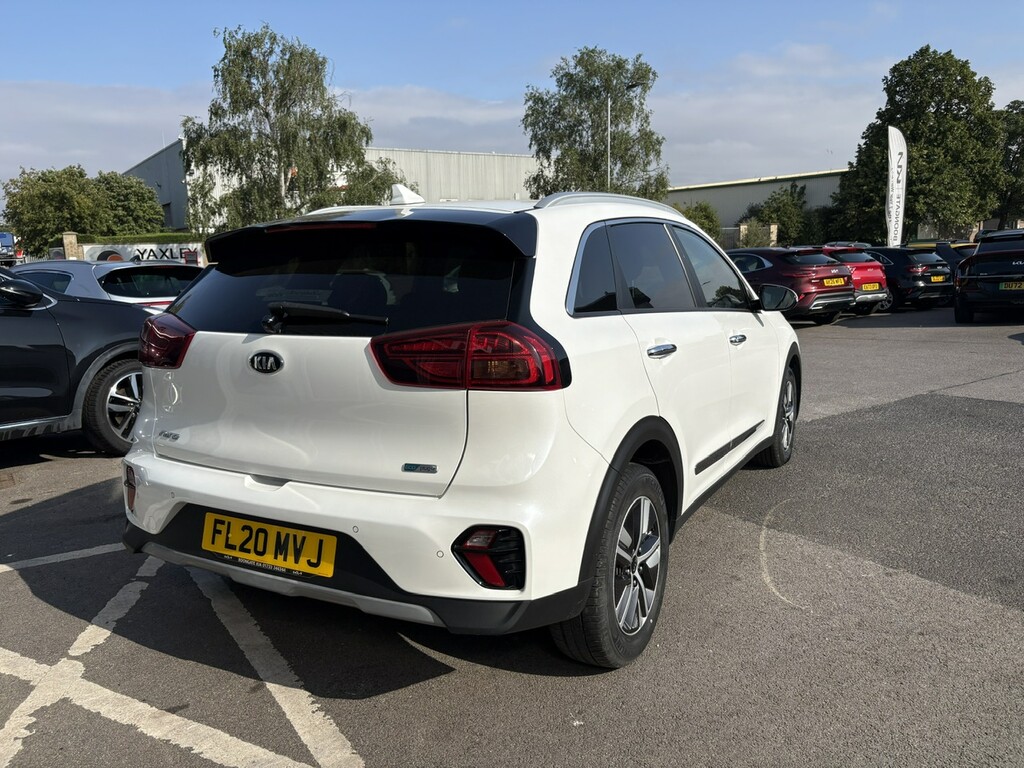 Kia Niro 1.6 Gdi 3 Phev FL20MVJ White #3