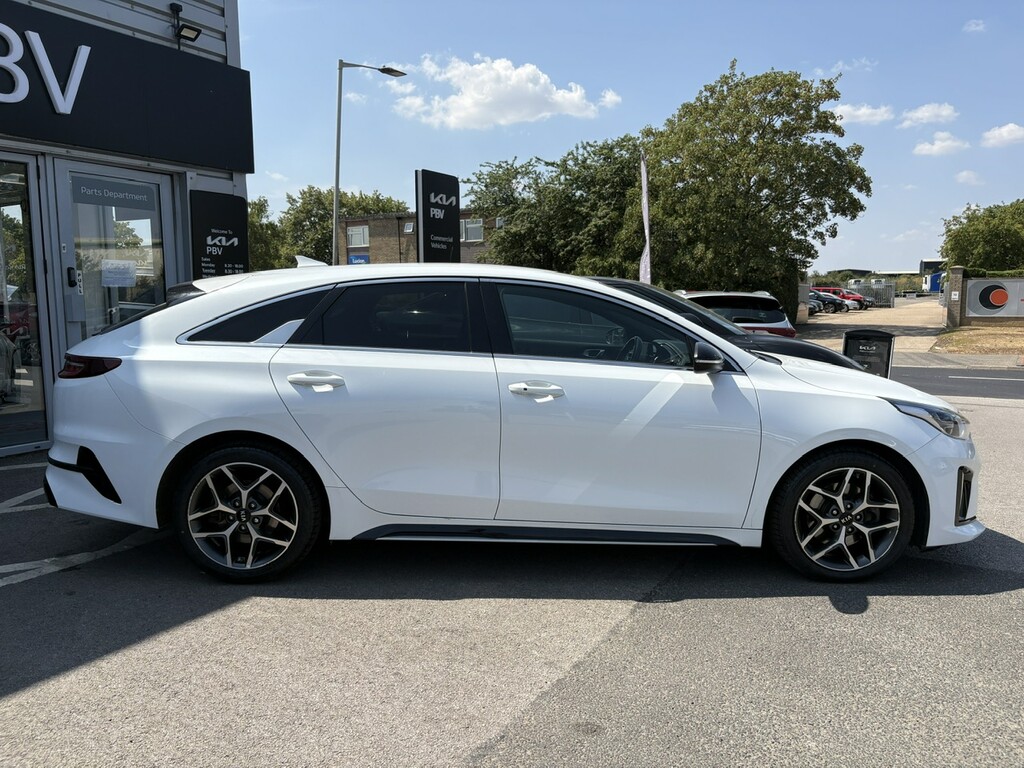 Kia Proceed 1.4 T-gdi Gt-line AD19YFF White #2
