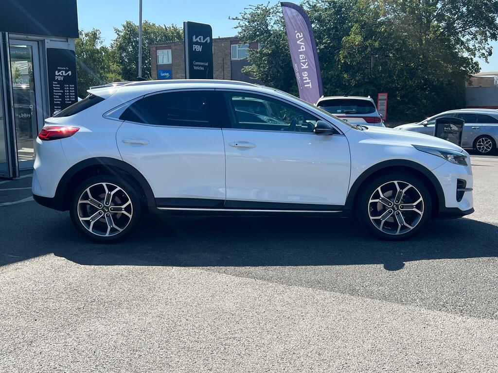 Kia Xceed 1.5 T-gdi Isg 4 White #2