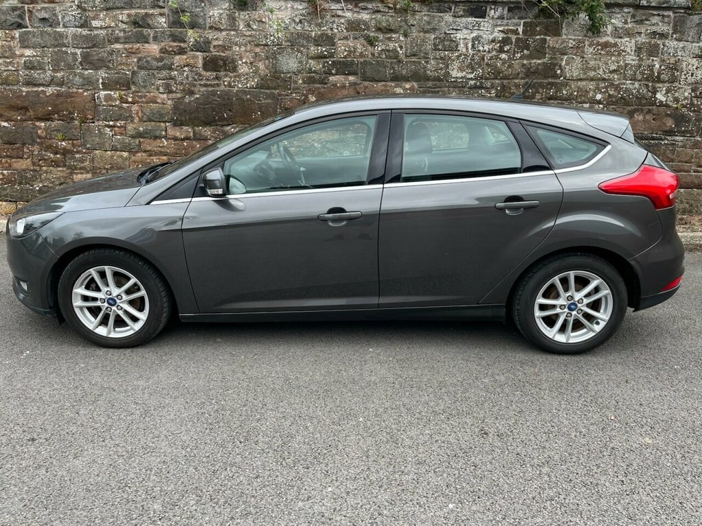 Ford Focus 1.5L Zetec Grey #4
