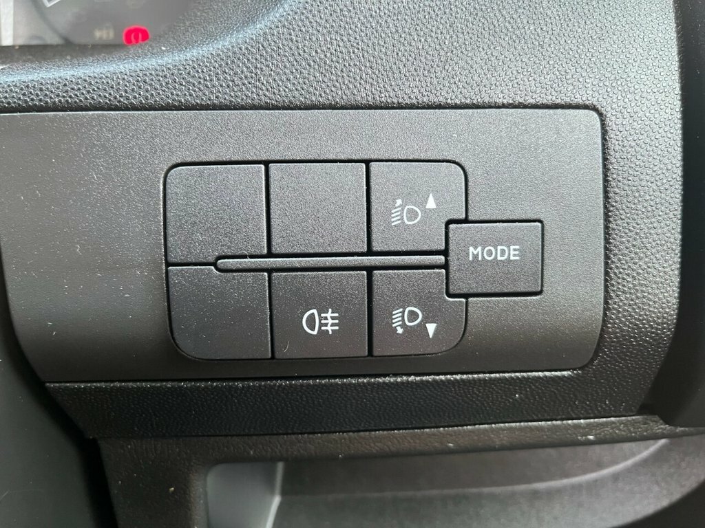 Peugeot Boxer Bluehdi 440 17 Seater Lite Euro 6 U7692 Ulez White #18