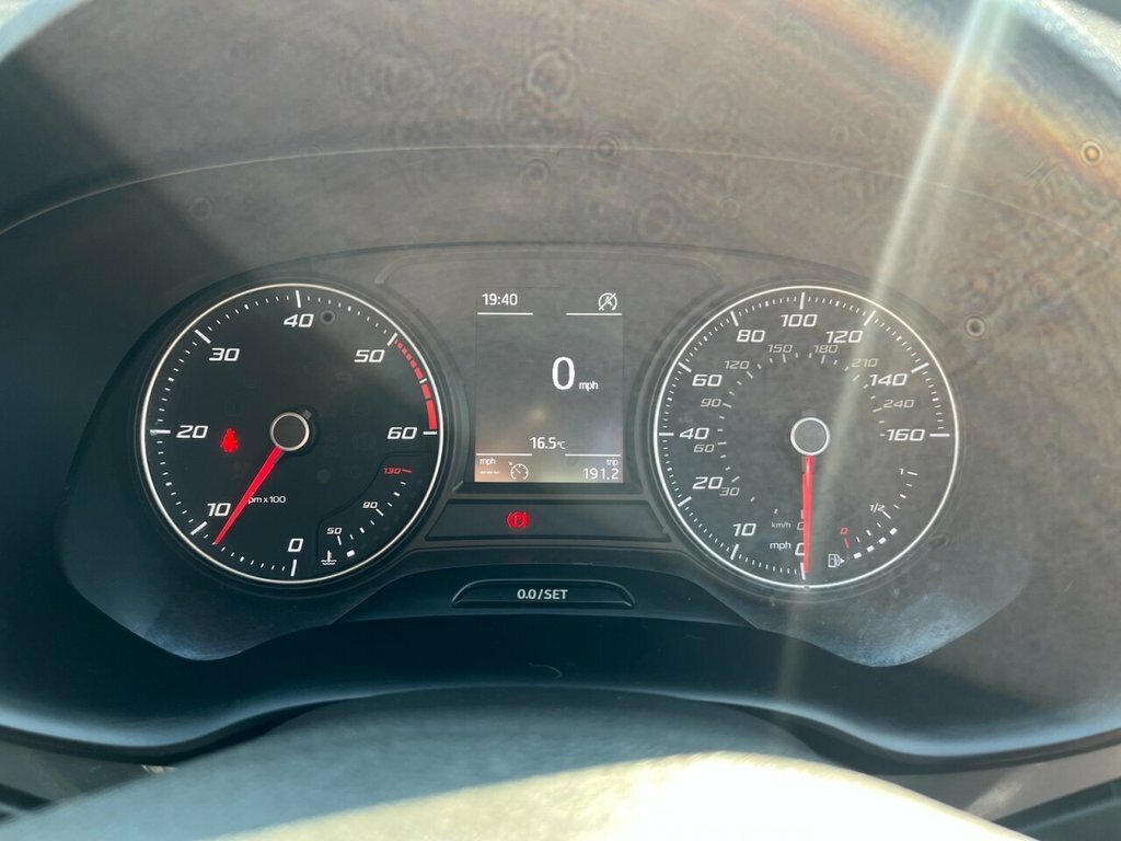 Seat Ateca 1.6L Tdi Se Technology 114 Bhp Grey #25