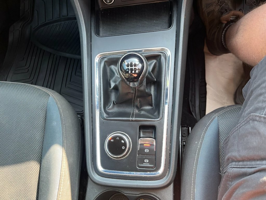 Seat Ateca 1.6L Tdi Se Technology 114 Bhp Grey #17