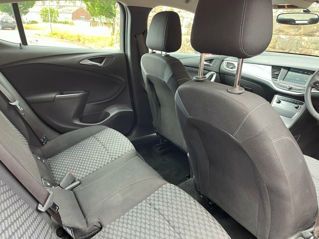 Vauxhall Astra 1.4T 16V 150 Elite Black #13