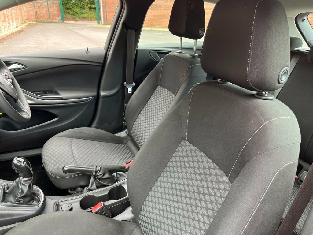 Vauxhall Astra 1.4T 16V 150 Elite Black #11