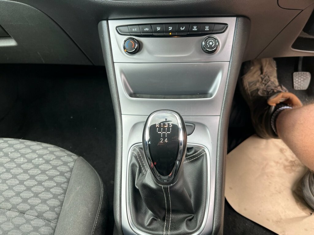 Vauxhall Astra 1.4T 16V 150 Elite Black #16