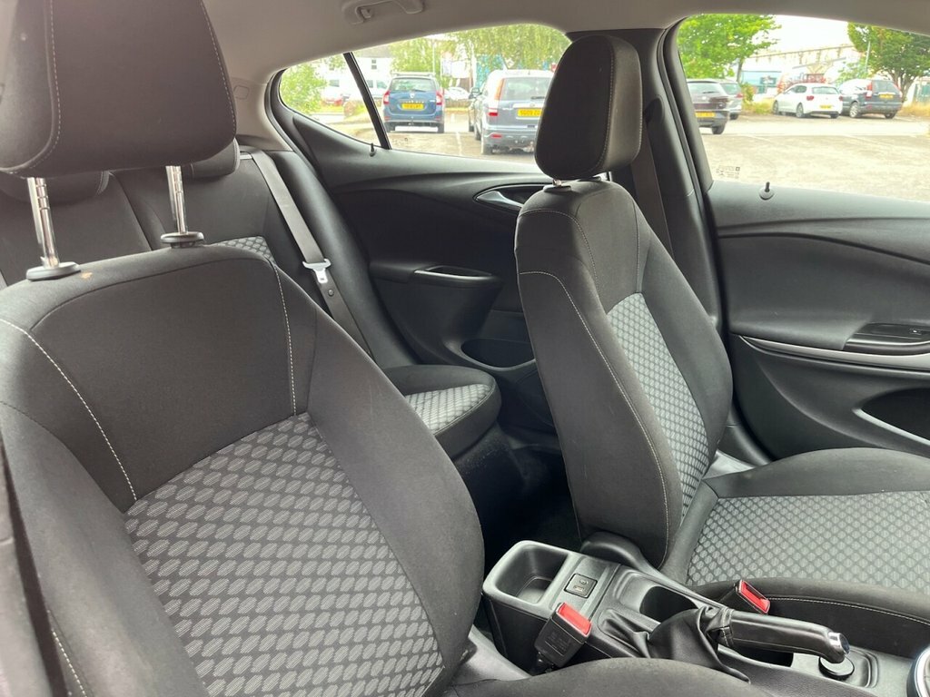 Vauxhall Astra 1.4T 16V 150 Elite Black #14