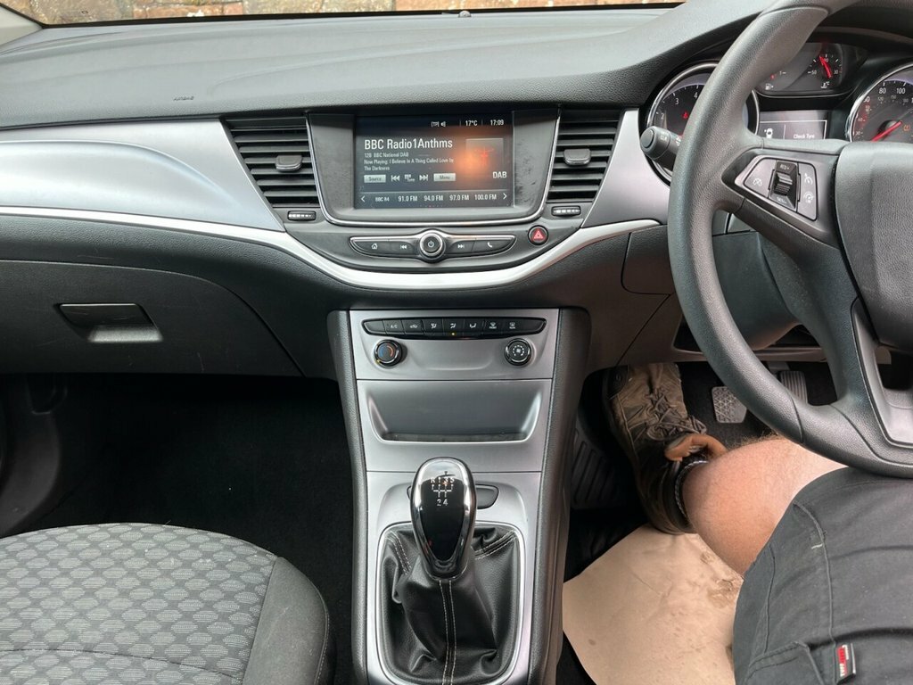 Vauxhall Astra 1.4T 16V 150 Elite Black #19