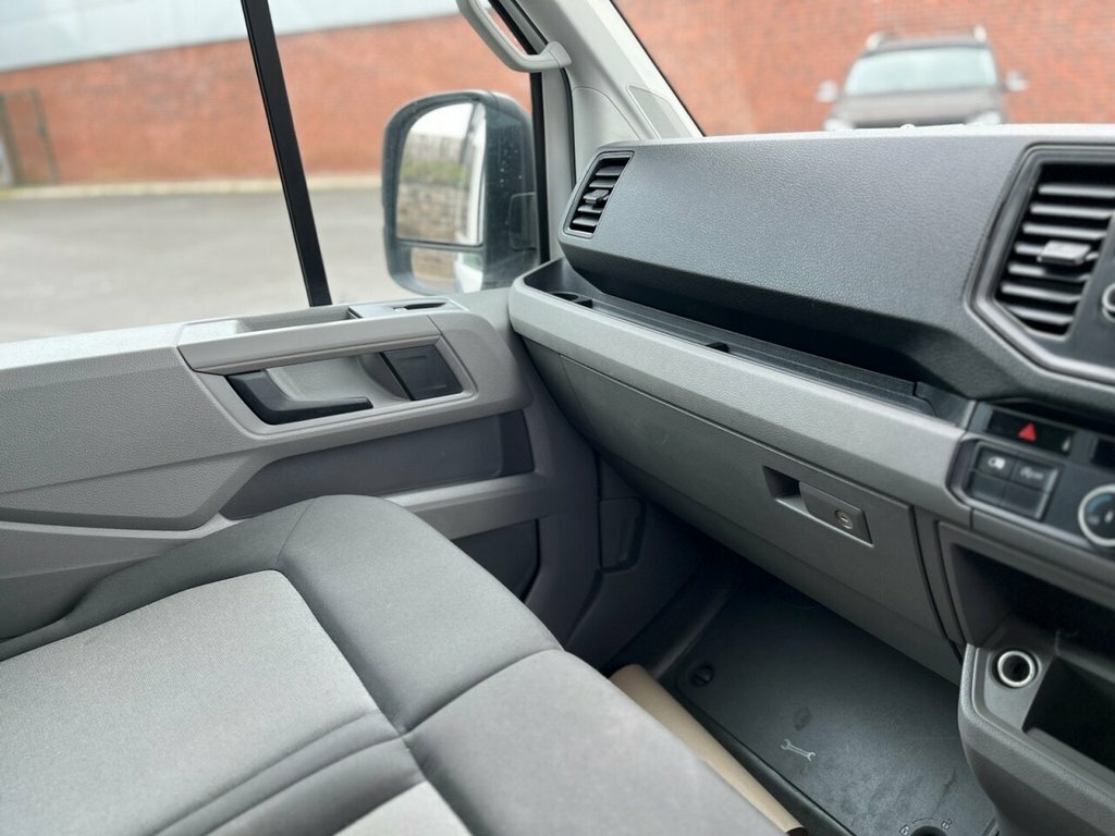 Volkswagen Crafter 2.0 Cr35 Startline Td Van White #15