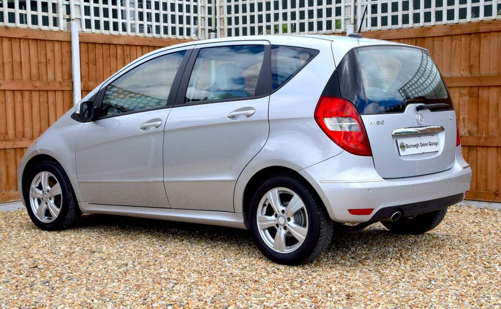 Mercedes-Benz A Class Hatchback 2.0 A180 Cdi Avantgarde Se 200909 Silver #4