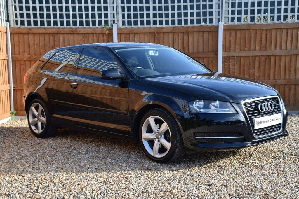 Audi A3 Sportback Tdi Ss 5-Door White #1