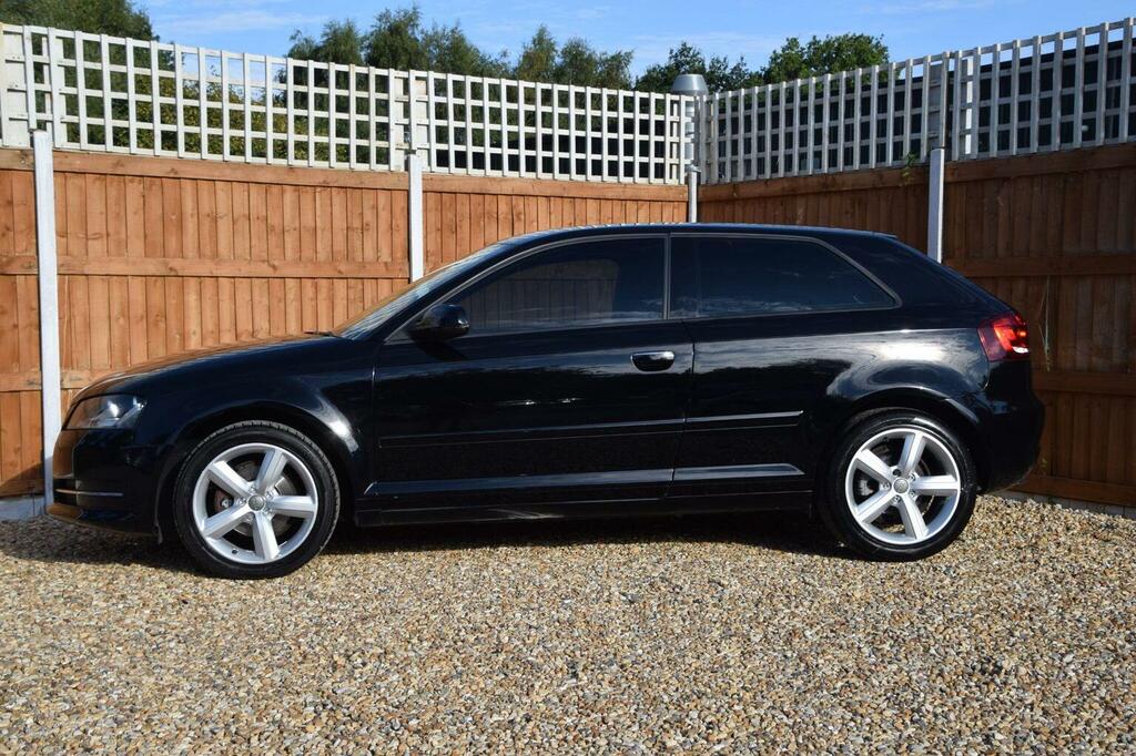 Audi A3 Sportback Tdi Ss 5-Door White #10
