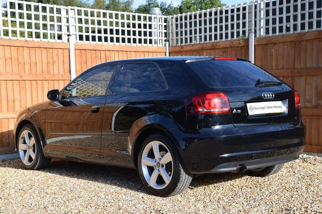 Audi A3 Sportback Tdi Ss 5-Door White #4