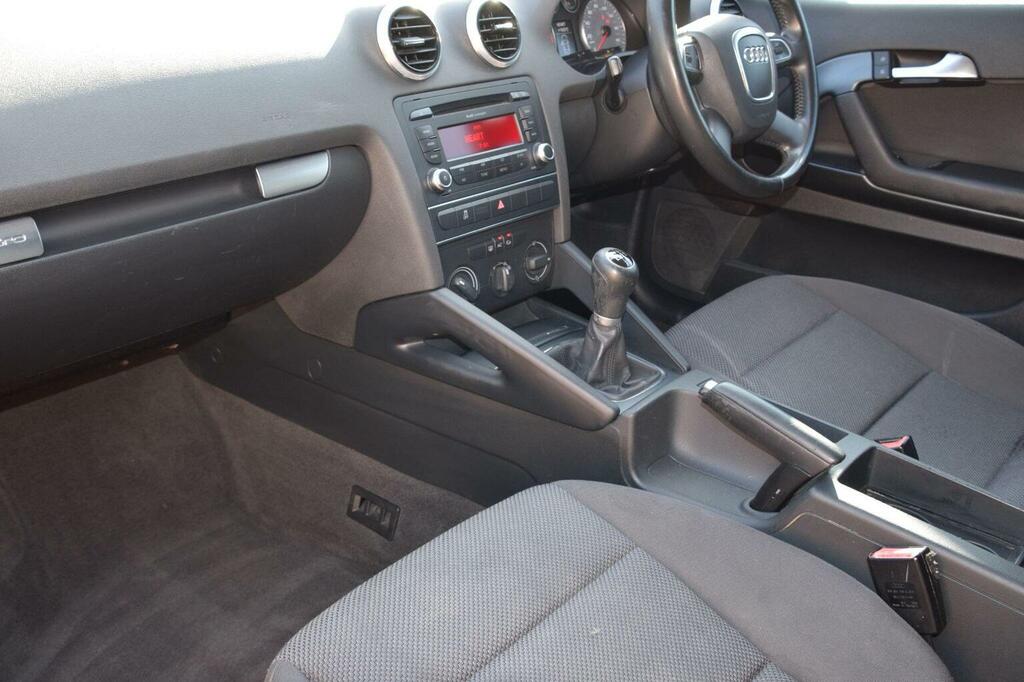 Audi A3 Sportback Tdi Ss 5-Door White #18