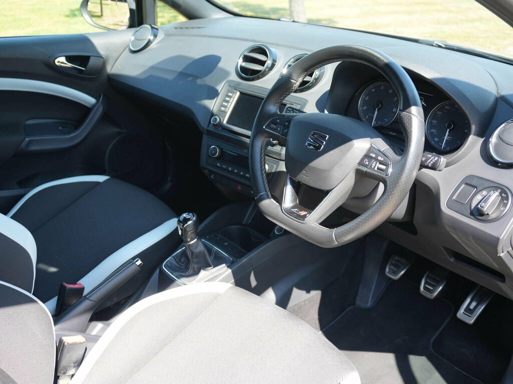 Seat Ibiza 1.2 Tsi Fr Sport Coupe Euro 6 Black #13