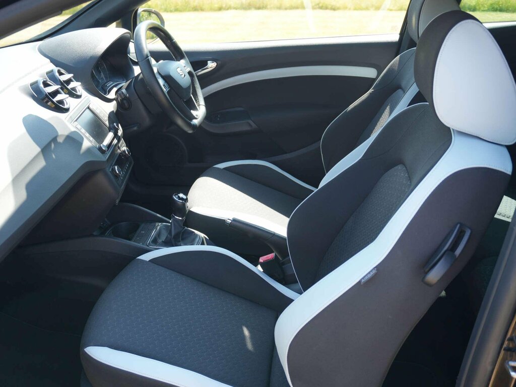 Seat Ibiza 1.2 Tsi Fr Sport Coupe Euro 6 Black #16