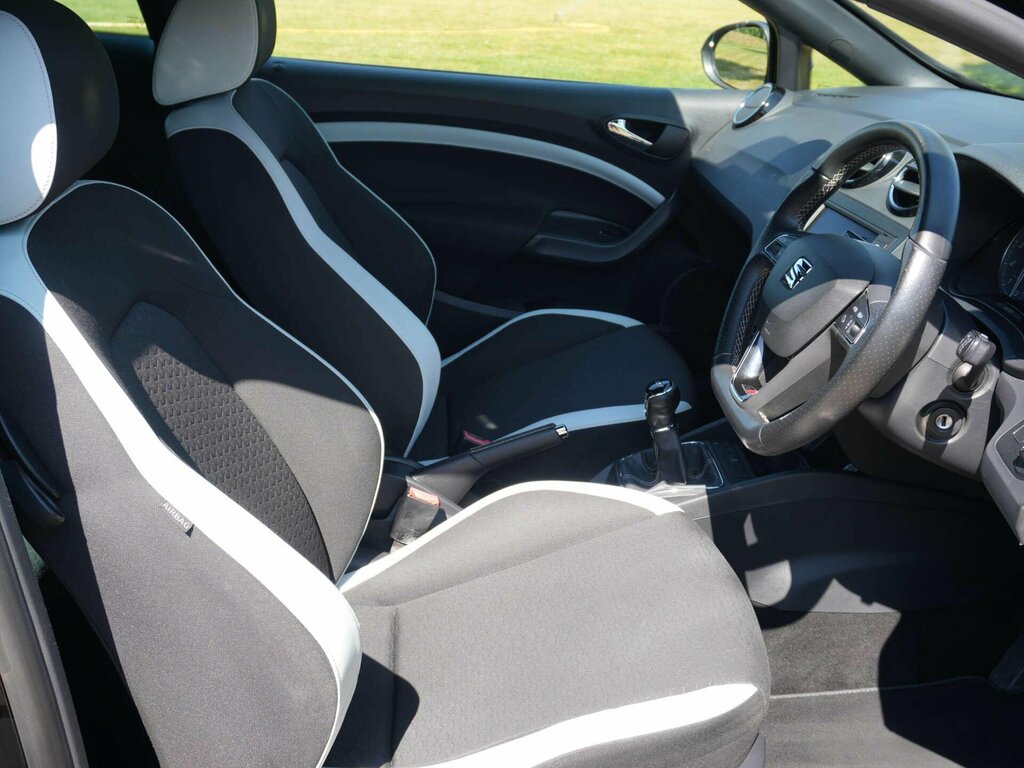 Seat Ibiza 1.2 Tsi Fr Sport Coupe Euro 6 Black #12