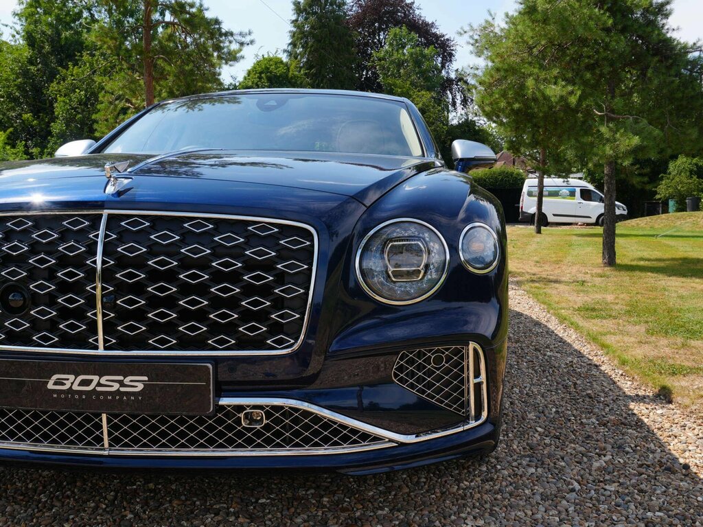 Bentley Flying Spur V8 Azure Blue #11