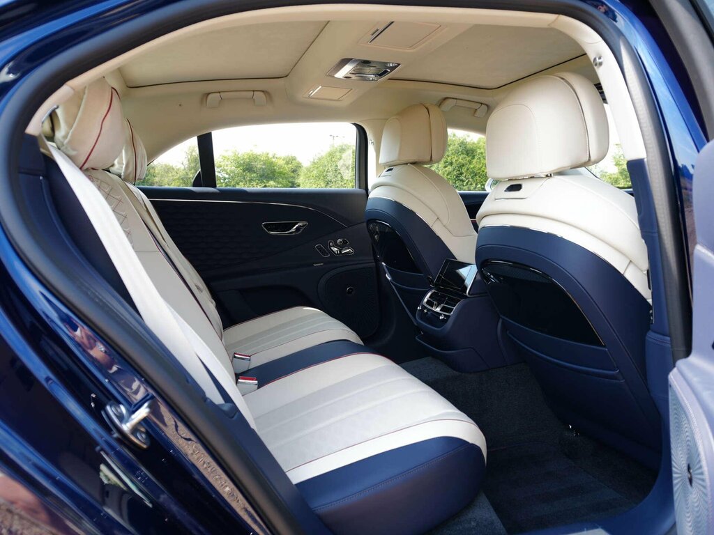 Bentley Flying Spur V8 Azure Blue #23