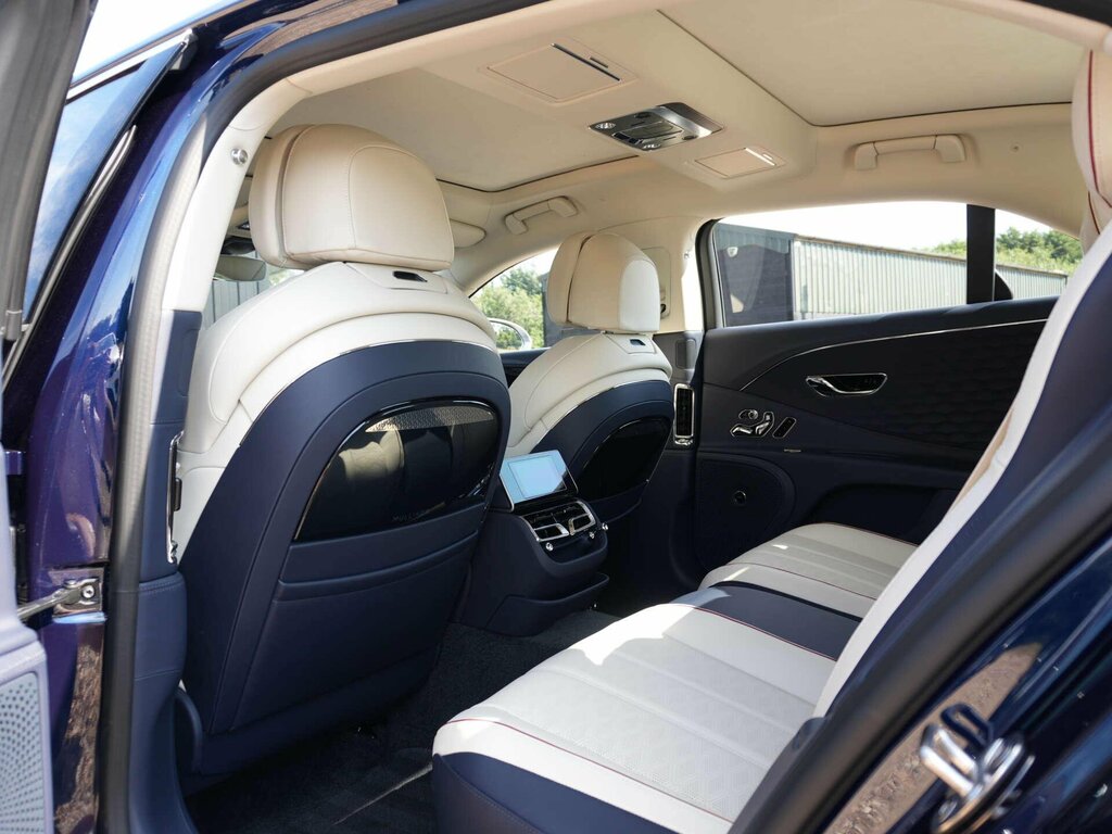 Bentley Flying Spur V8 Azure Blue #22