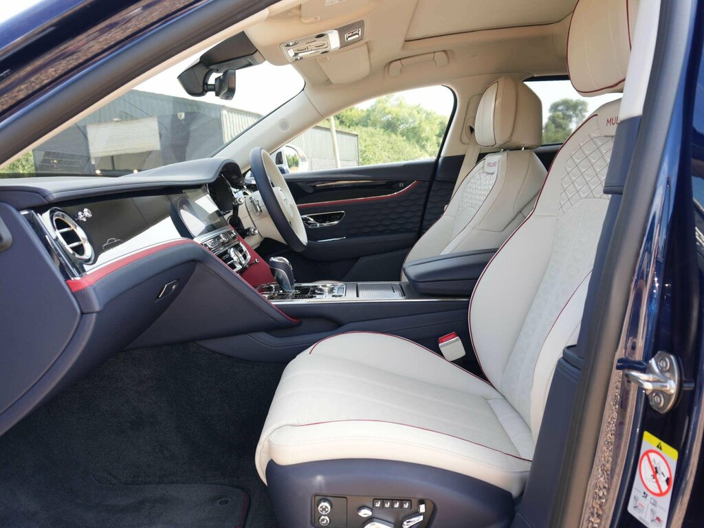 Bentley Flying Spur V8 Azure Blue #18