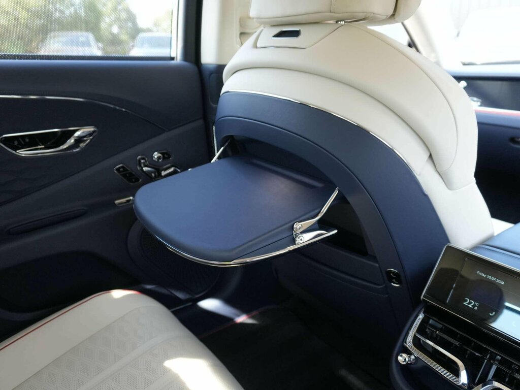 Bentley Flying Spur V8 Azure Blue #34