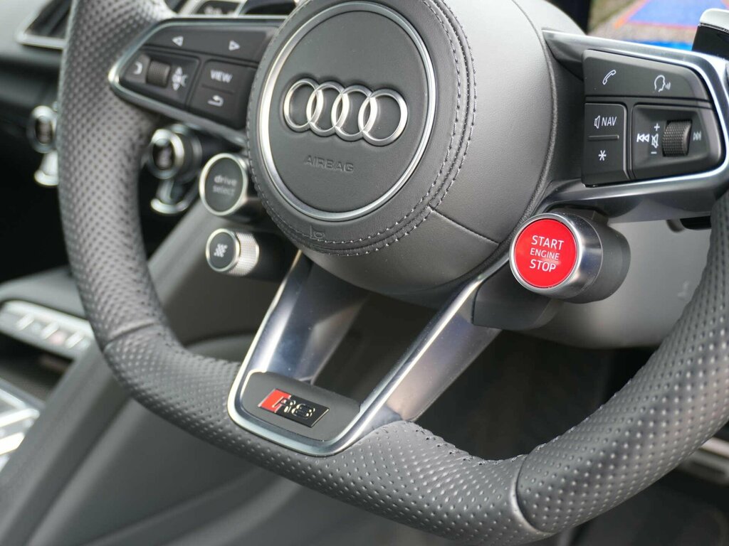 Audi R8 V10 Red #18