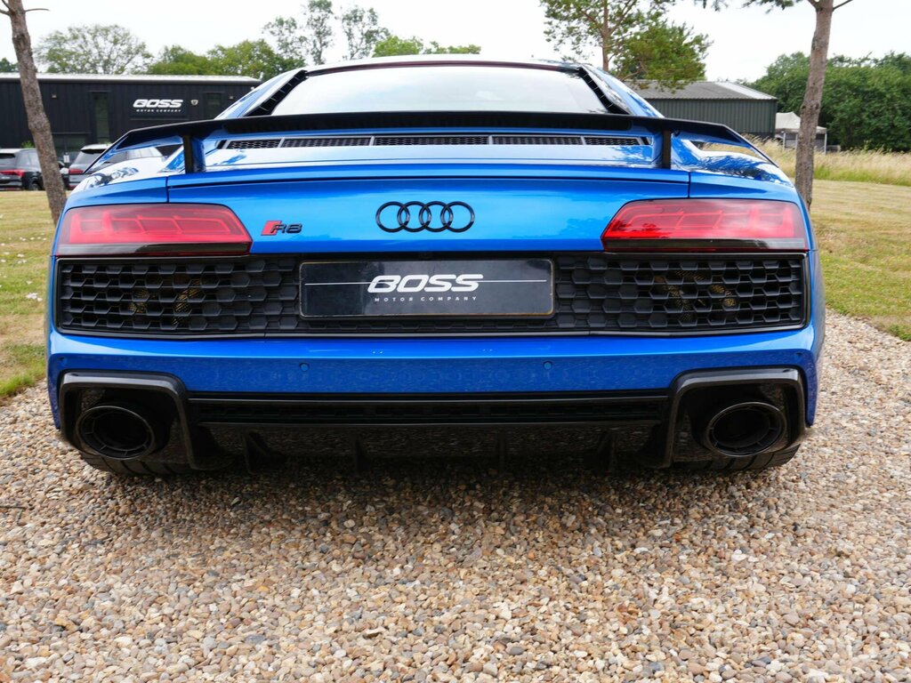 Audi R8 V10 Red #10