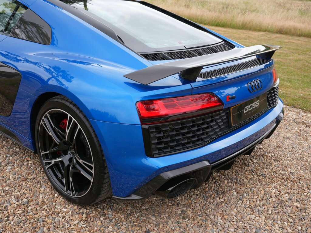 Audi R8 V10 Red #9