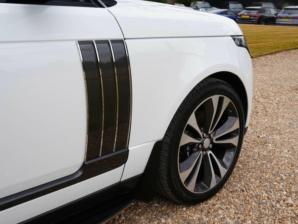 Land Rover Range Rover 5.0 P565 V8 Sv Dynamic Suv Petro White #6