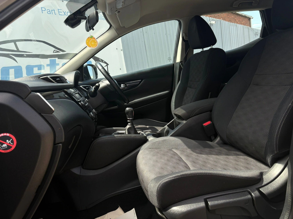Nissan Qashqai Hatchback  #2
