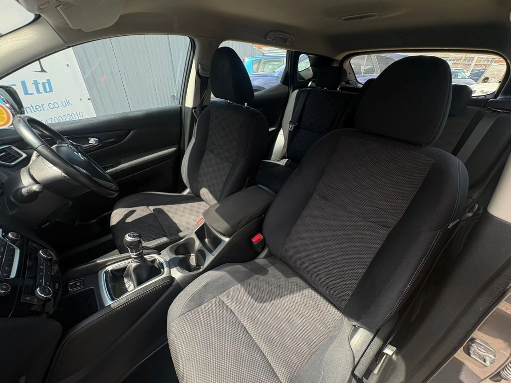 Nissan Qashqai Hatchback  #3