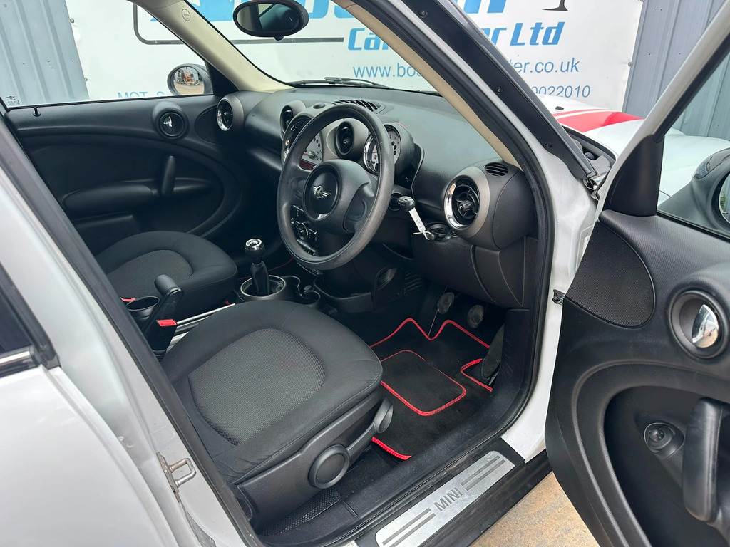 Mini Countryman Cooper S Green #2