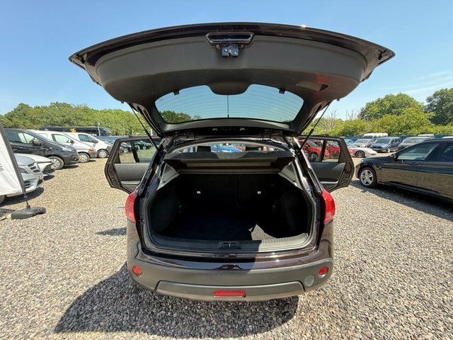Nissan Qashqai Suv 1.6 Black #16