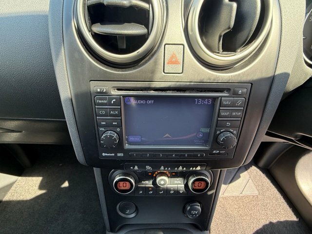 Nissan Qashqai Suv 1.6 Black #23