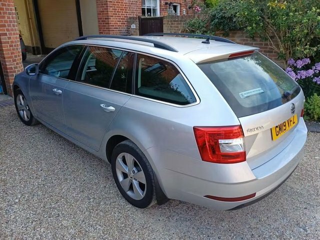 Skoda Octavia 1.6 Tdi Se Technology Estate Dsg Euro 6 Silver #3