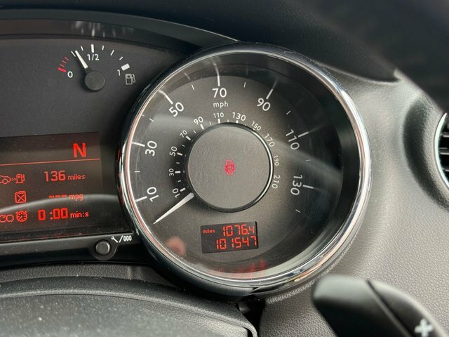 Peugeot 5008 Active Black #26
