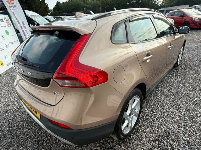 Volvo V40 Cross Country 1.6 T4 Lux Nav Hatchback Powershift Eur Brown #5