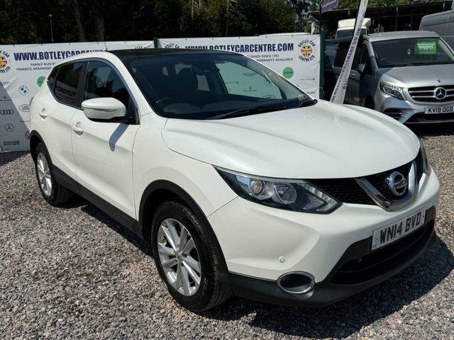 Nissan Qashqai 1.2 Dig-t Acenta Premium Suv 2Wd White
