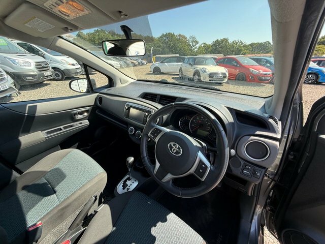 Toyota Yaris Black #22