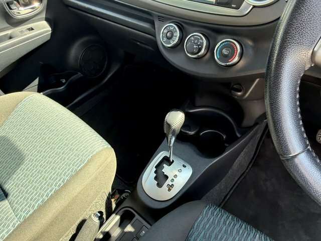 Toyota Yaris Black #26