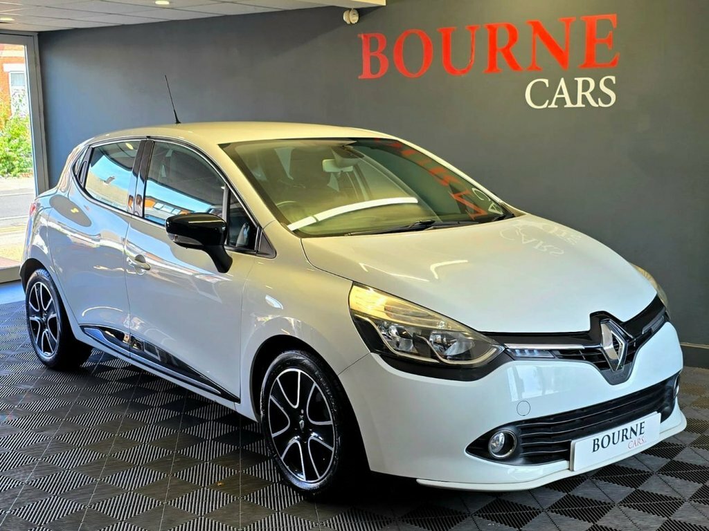 Renault Clio 1.2L Dynamique Nav White