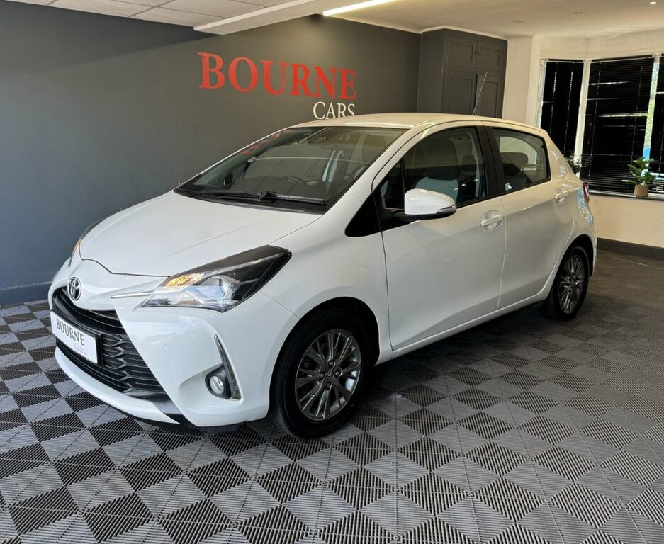 Toyota Yaris 1L Icon White #2