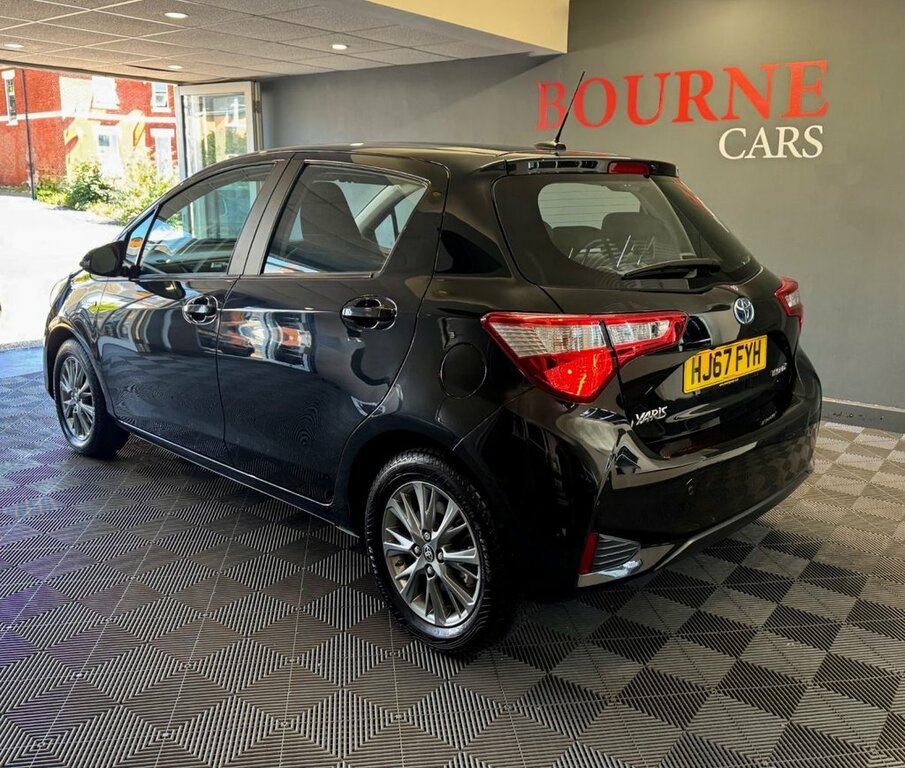 Toyota Yaris 1.5L Icon Tech HJ67FYH Black #3