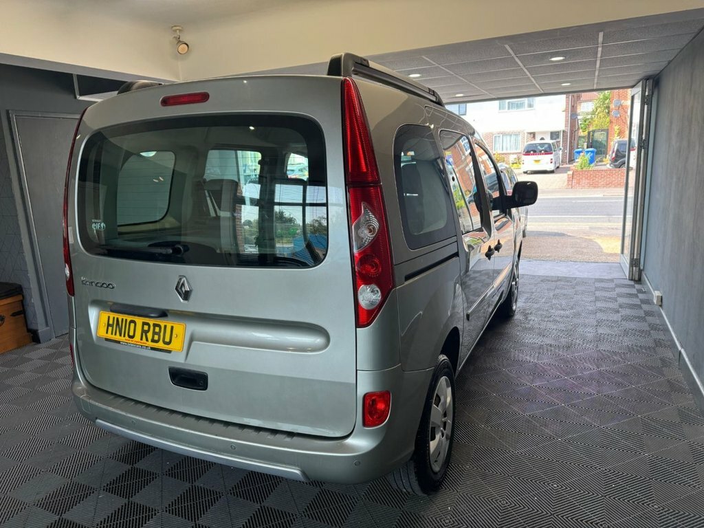 Renault Kangoo 1.6 16V Expression Euro 4 Red #4