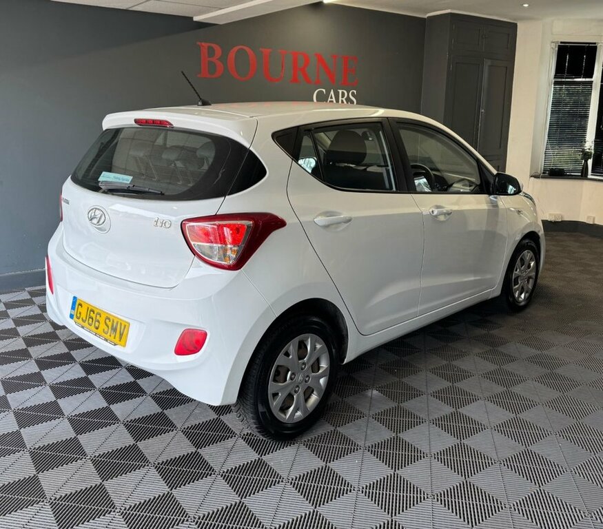 Hyundai I10 1L Se GJ66SMV White #3