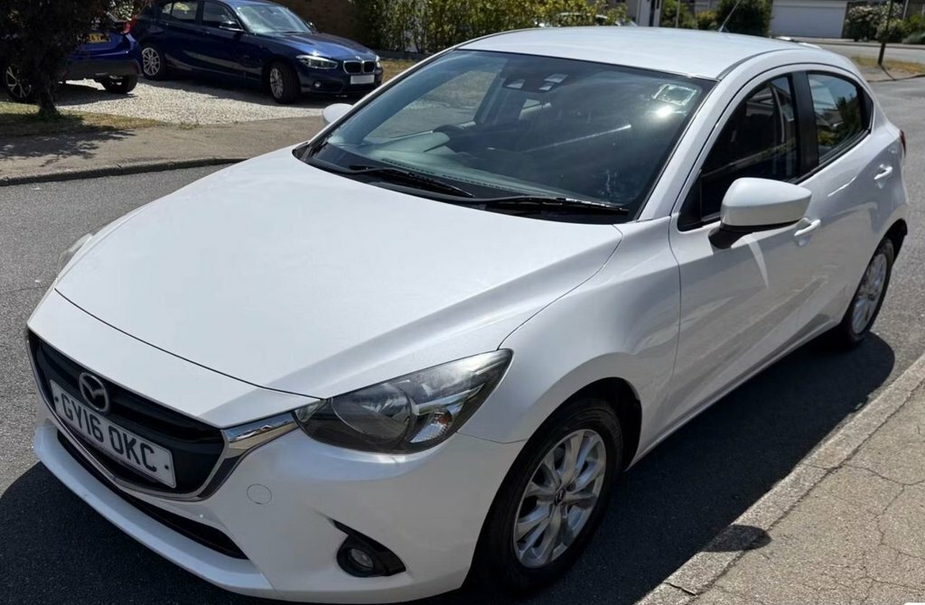 Mazda 2 1.5L Se-l White #2