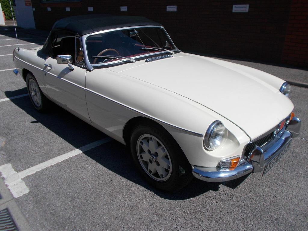 MG MGB GT Mg Mgb Gt 1.8 Roadster 2-Dr White