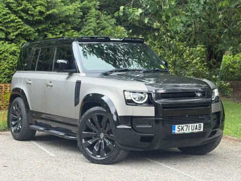 Land Rover Defender 2021 71 3.0 Silver